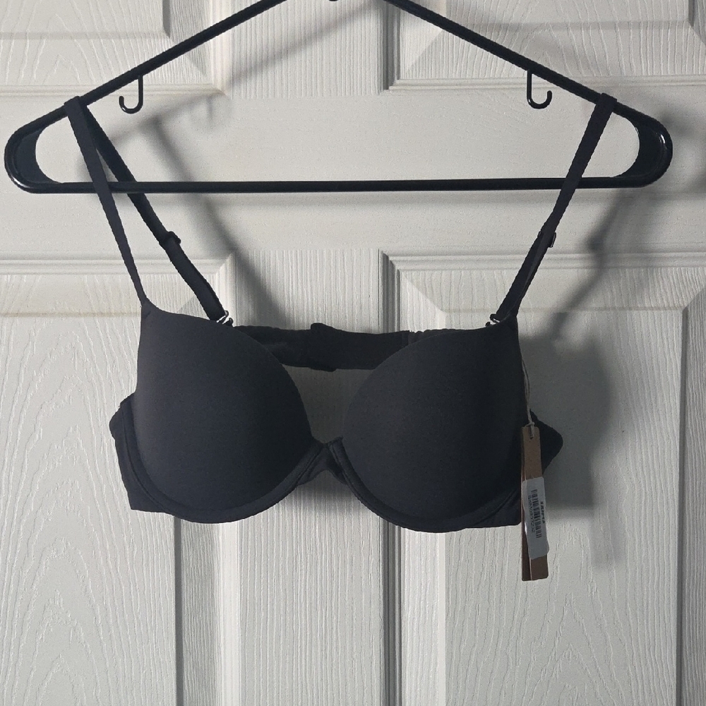 SKIMS Black Bra